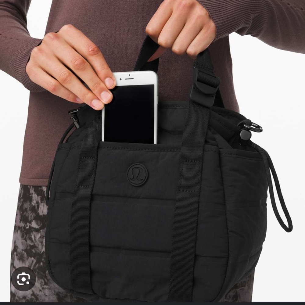 Lululemon Dash All Day Bucket Bag